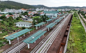Ga Hạ Long vẫn ngóng tàu trở lại