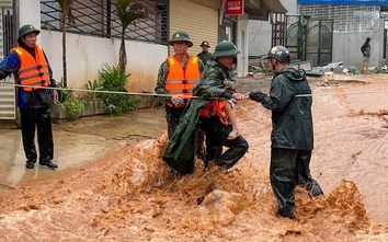 Mưa lũ tại Điện Biên: Tập trung tìm kiếm người mất tích, khắc phục các tuyến đường sạt lở