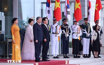 Hàn Quốc bắn 21 loạt đại bác chào mừng Tổng Bí thư Tô Lâm và Phu nhân