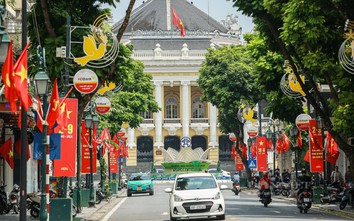 Chuẩn bị đồ ăn, nước uống miễn phí phục vụ nhân dân xem diễu binh, diễu hành