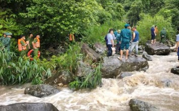 Thanh Hóa: Đã tìm thấy thi thể nạn nhân thứ hai trong vụ 2 mẹ con bị lũ cuốn trôi