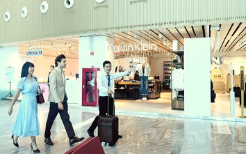 Giữa Tân Sơn Nhất có “phố hiệu” và một Việt Nam duyên dáng