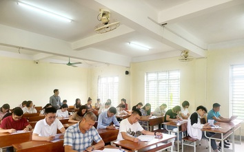 Hà Tĩnh: Bốc thăm chọn 2.000 hồ sơ thi chứng chỉ hành nghề môi giới bất động sản