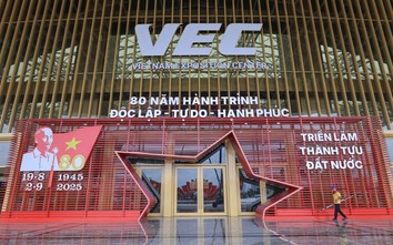 Đảm bảo an toàn các công trình tạm tại Triển lãm thành tựu kinh tế - xã hội trước bão số 5