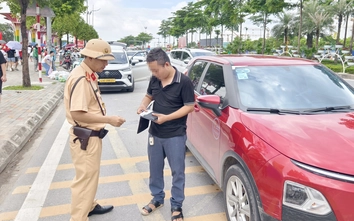 CSGT sẽ ghi hình phạt nguội xe dừng đỗ sai quy định quanh Trung tâm Triển lãm quốc gia