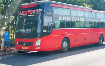 Quảng Trị: Phát hiện xe khách Bắc - Nam có phù hiệu tuyến cố định hết hạn vẫn hoạt động