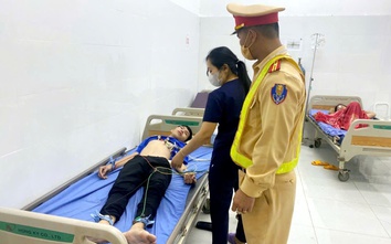 CSGT Lâm Đồng dùng xe đặc chủng đưa thanh niên bị nhồi máu cơ tim đi cấp cứu