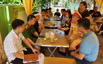 Thanh Hoá: “Kẹp” 3 trên xe máy đâm vào vỉa hè, hai người tử vong