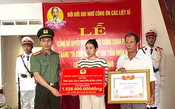 Trao Bằng Tổ quốc ghi công cho trung tá Nguyễn Đông Cánh hy sinh ở Đắk Lắk