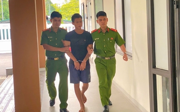 Thanh Hóa: Đối tượng say xỉn mang dao đến trụ sở chém phó công an xã bị thương