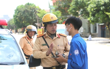 CSGT Thanh Hóa ra quân xử lý học sinh vi phạm giao thông