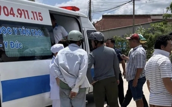 Lật xe ba gác chở gạch tại Tây Ninh, tài xế tử vong thương tâm