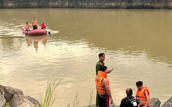 Đắk Lắk: Đi chơi lễ, ba thanh niên mất tích dưới hồ nước