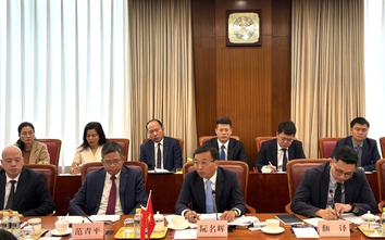 Vietnam, China launch first Joint Railway Committee session to boost connectivity