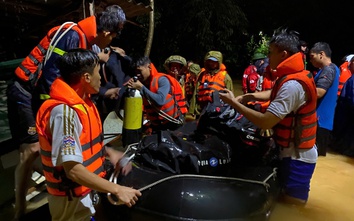 Tìm thấy thi thể phụ nữ bị nước lũ cuốn trôi ở Huế