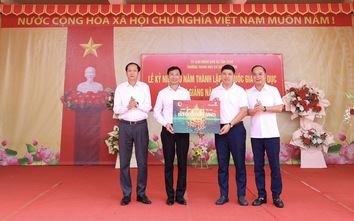 Vietcombank trao 8.000 suất học bổng cho học sinh nghèo vượt khó trên toàn quốc