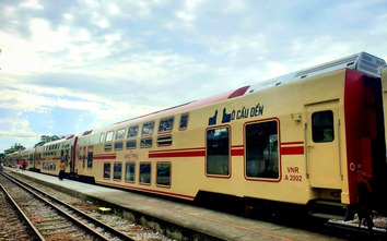 Tàu du lịch “Hà Nội 5 cửa ô” mở bán vé, khai thác thương mại