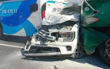 5 ô tô tông liên hoàn trên cao tốc Cao Bồ - Mai Sơn, giao thông ùn tắc nhiều giờ