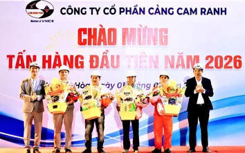 Cảng Cam Ranh đón tấn hàng đầu tiên năm 2026