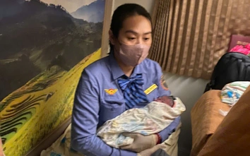 Khoảnh khắc vỡ òa trên tàu SE4: Em bé chào đời giữa hành trình Bắc - Nam