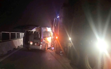 Bản tin TNGT 14/1: Tai nạn nghiêm trọng trên cao tốc làm 4 người tử vong