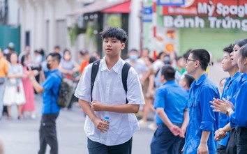 Nhiều tỉnh chốt môn thi thứ ba, học sinh Hà Nội “thấp thỏm” đợi quyết định