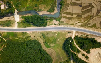 Đề xuất đầu tư phân kỳ mở rộng 4 làn xe cao tốc Hoà Lạc - Hoà Bình