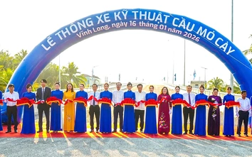 Thông xe kỹ thuật cầu Mỏ Cày thuộc dự án nâng tĩnh không các cầu phía Nam