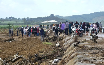 Đắk Lắk: Sập bờ kè bê tông, 4 người trong hai gia đình tử vong