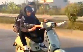 Quảng Ninh: Lái xe bằng chân, thanh niên bị tịch thu phương tiện