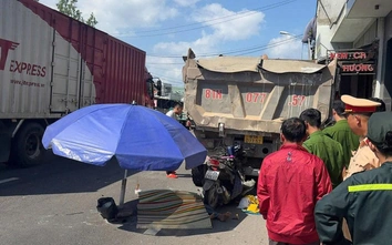 Gia Lai: Tông vào xe tải đỗ bên đường, người phụ nữ tử vong thương tâm