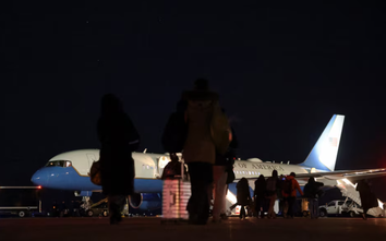 Chuyên cơ Không lực Một của Tổng thống Mỹ gặp sự cố trên đường tới Thụy Sĩ