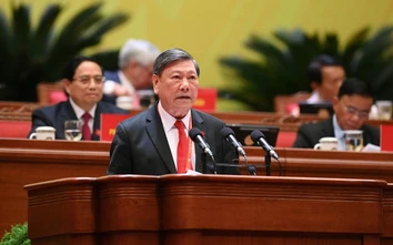 Đổi mới công tác kiểm tra của Đảng, chuyển từ "xem xét, xử lý" sang "phòng ngừa, cảnh báo"