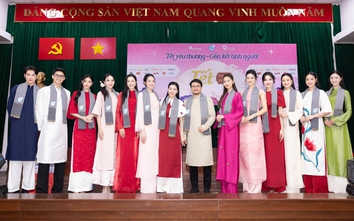 Hơn 20 hoa, á hậu lần đầu cùng gói bánh chưng tặng người nghèo đón Tết