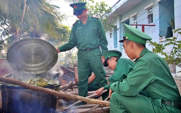 Cà Mau: Xuân về trên biên giới biển Gành Hào, thắm đượm nghĩa tình quân dân