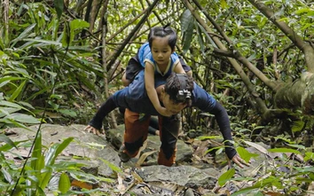 Nhiếp ảnh gia Hải Lê Cao thừa nhận là ông bố liều lĩnh khi tham gia "Cha con vạn dặm"