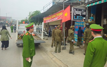 Thanh Hóa đồng loạt ra quân lập lại trật tự hành lang ATGT