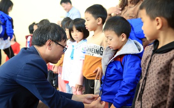 Kêu gọi ủng hộ giúp đỡ người nghèo, tạo "Tết ấm, xuân vui" cho đồng bào xứ Nghệ