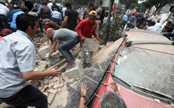 Động đất mạnh ở Mexico, nhiều tuyến đường, bệnh viện bị tàn phá, 2 người thiệt mạng