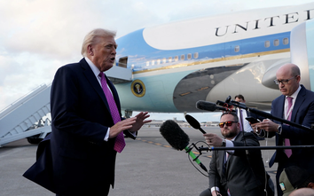 Florida tính đổi tên một sân bay quốc tế theo tên Tổng thống Donald Trump