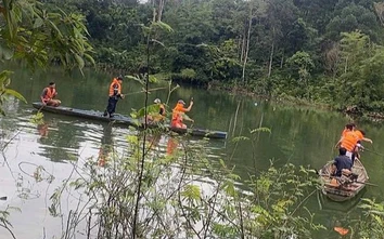 Lật ghe chở 7 người đi làm rẫy ở Đà Nẵng, một người tử vong