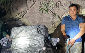 Quảng Ngãi: Bắt nhóm đối tượng dùng ghe vận chuyển pháo lậu từ Campuchia về Việt Nam