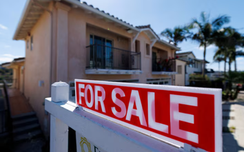 Ông Trump đe dọa thực hiện biện pháp mạnh tay để hạ giá nhà