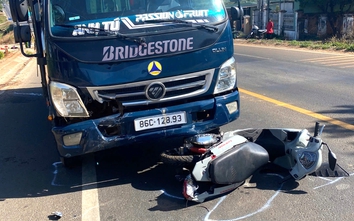 Gia Lai: Xe máy va chạm xe tải trên QL19, hai vợ chồng tử vong thương tâm