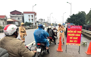 CSGT Phú Thọ “trực chiến” tại cửa ngõ, tiếp sức người dân về quê đón Tết