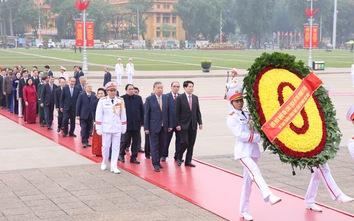 Lãnh đạo Đảng, Nhà nước vào Lăng viếng Chủ tịch Hồ Chí Minh nhân dịp Tết Bính Ngọ