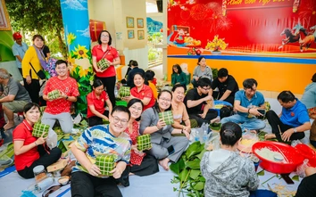 Giữ lửa nồi bánh nghĩa tình: Không khí đón Tết rộn ràng khắp các tỉnh phía Nam