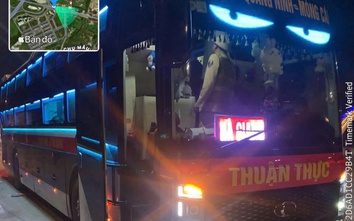 Người dân nhắn tin cho Cục trưởng, 20 phút sau xe khách chở quá 8 người bị CSGT xử lý