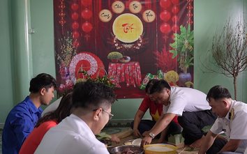 Tàu Trường Sa vượt sóng mang xuân về thềm lục địa phía Nam