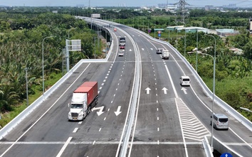 Loạt cao tốc lớn ghi nhận lưu lượng phương tiện tăng kỷ lục trong dịp Tết